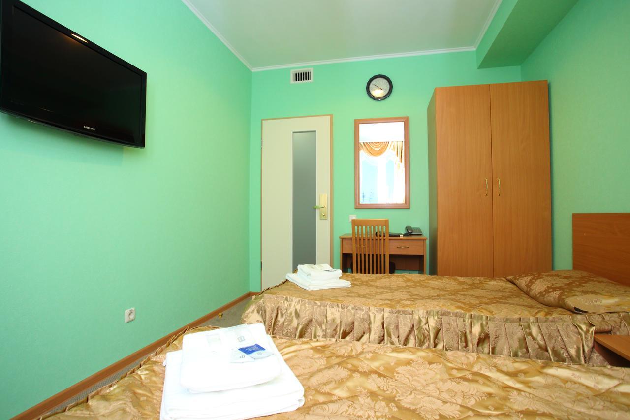 Hotel Rossiya Noyabrsk Quarto foto